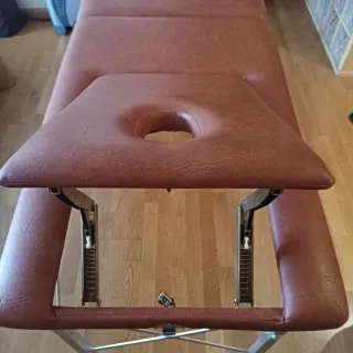 Camilla plegable ecopostural con funda.