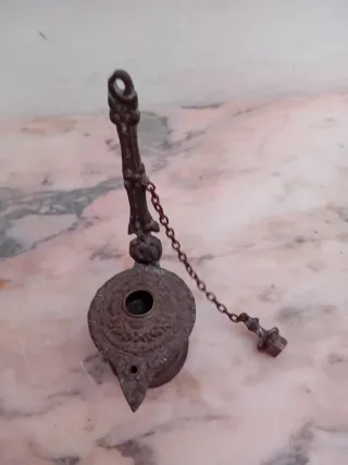 Candil de aceite antiguo