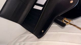 Monedero nuevo a estrenar