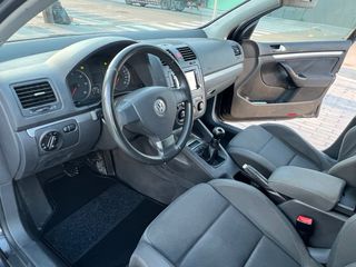 Volkswagen Golf 2005