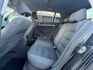 Volkswagen Golf 2005