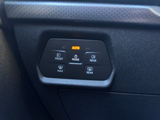 Seat Leon 1.5TSI 130cv 6 velocidades *STYLE*