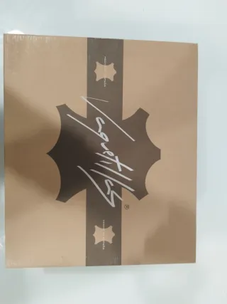 Botas de serraje verde kaki talla 39