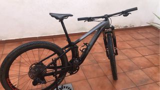 Lote 3 bicis: MTB, carretera, E-bike