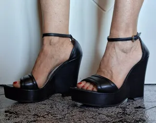 Sandali donna con zeppa