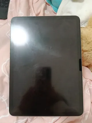 iPad Air Plata 6th generation