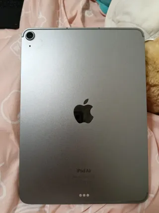 iPad Air Plata 6th generation