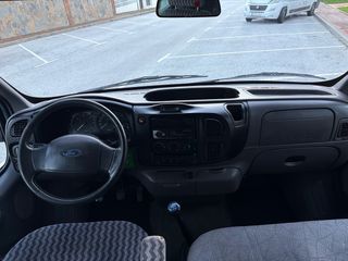 Ford Transit 2004