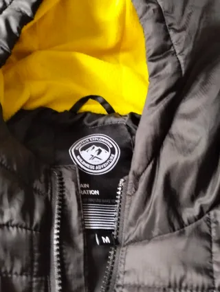 Chaqueta acolchada hombre negra