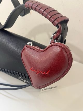 Bolso Desigual Negro y Rojo