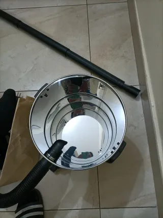 Aspirapolvere liquidi Einhell bidone