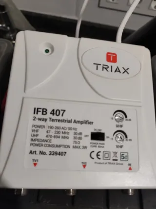 Amplificador TRIAX IFB 407