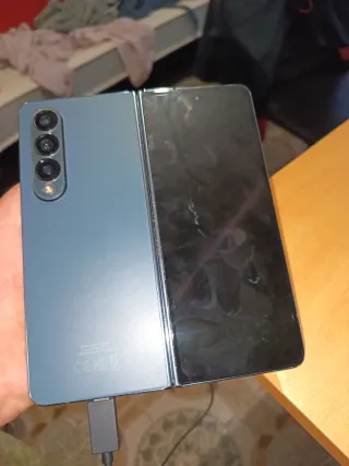 Samsung Galaxy Z Fold 4