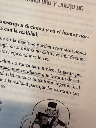 Libro Comedia Mágica de Karim