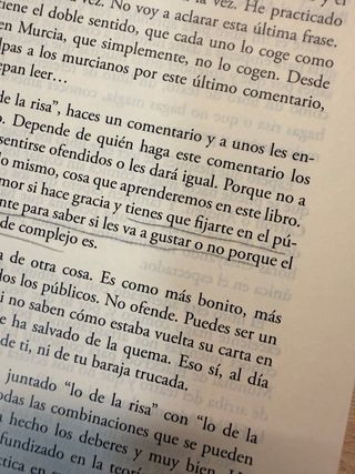 Libro Comedia Mágica de Karim