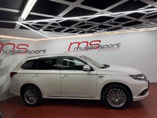 Mitsubishi Outlander 2.0 PHEV Kaiteki Auto 4WD