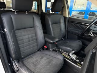 Mitsubishi Outlander 2.0 PHEV Kaiteki Auto 4WD