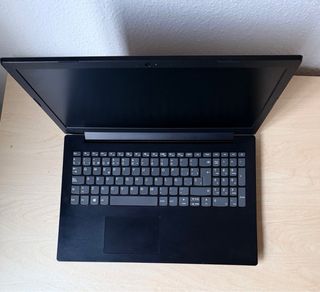 Portátil Lenovo 15.6'' Gen 9 AMD A4 SSD Radeon R3