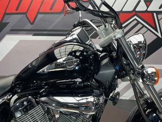 Suzuki Intruder 250 LC Negra