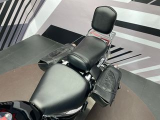 Suzuki Intruder 250 LC Negra