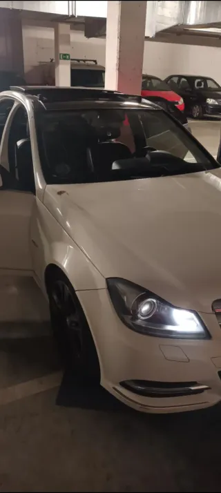 Mercedes-Benz Clase C 2011