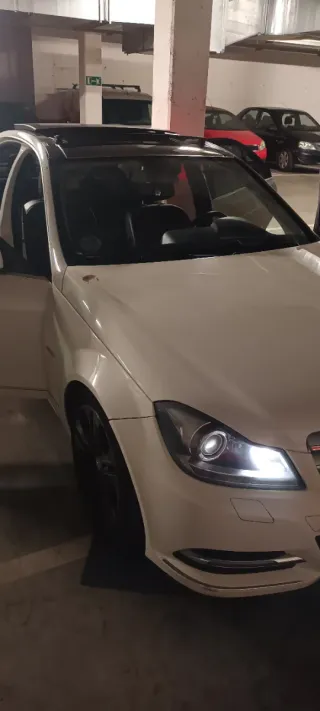 Mercedes-Benz Clase C 2011