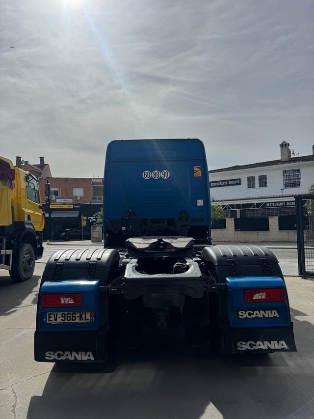 SCANIA R450 Cabeza Tractora