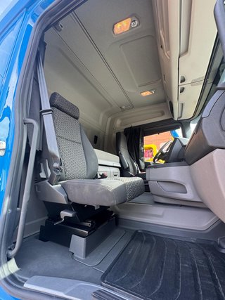SCANIA R450 Cabeza Tractora