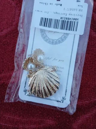 Lote de 5  accesorios para el cabello y pendientes