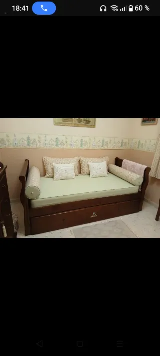 Cama nido de madera y tela