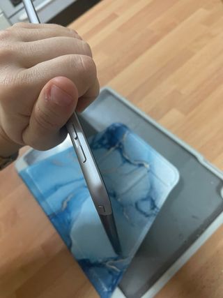 Funda iPad 6ª Gen Azul Mármol