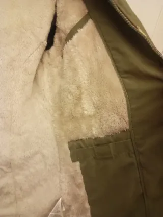 Abrigo tipo parka verde