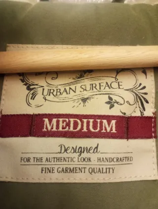 Abrigo tipo parka verde