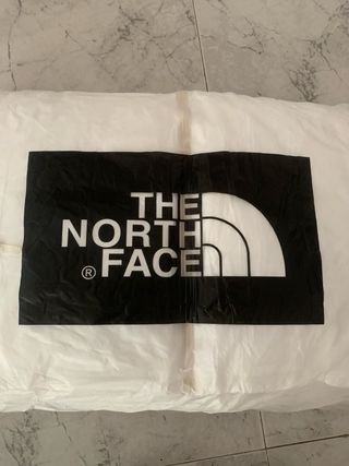 Chaqueta The North Face Beige y Blanca