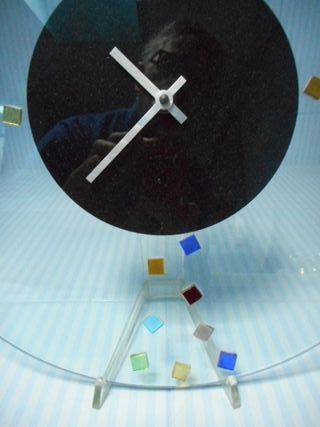 Orologio da parete in vetro