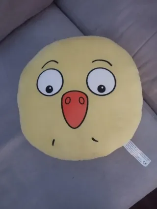 Cojín infantil cara del pollo Pepe. Del cuento.