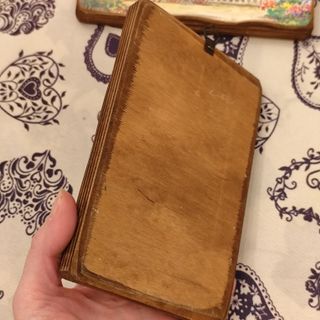 Coppia quadretti: stampe su tavoletta legno