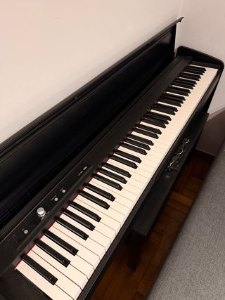 Piano Korg LP-180 88 teclas