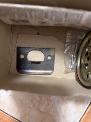 Manija de puerta negra