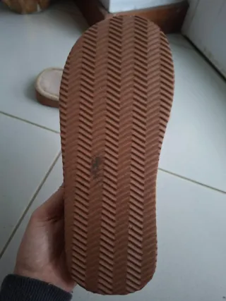 Chinelos confortáveis xadrez