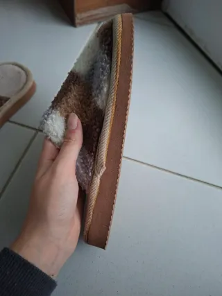 Chinelos confortáveis xadrez