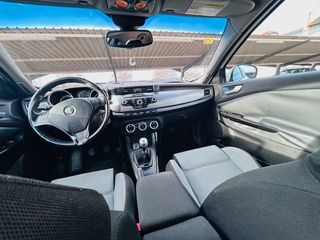 Alfa Romeo Giulietta 2010