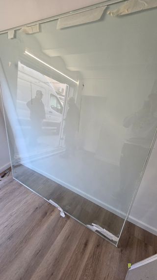 Panel de cristal laminado
