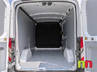 Ford Transit 330 96kW L2H2 Van DC Trend Delantera