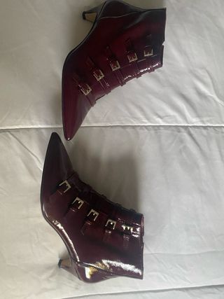 Botines Nine West charol rojos Talla 37.5