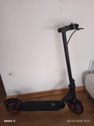 Patinete Eléctrico Negro