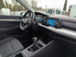 Volkswagen Golf 2021