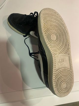 2 Pares Nike Court Vision Negros