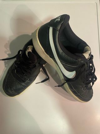 2 Pares Nike Court Vision Negros