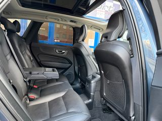 Volvo XC60 2.0 T8 AWD Momentum Auto